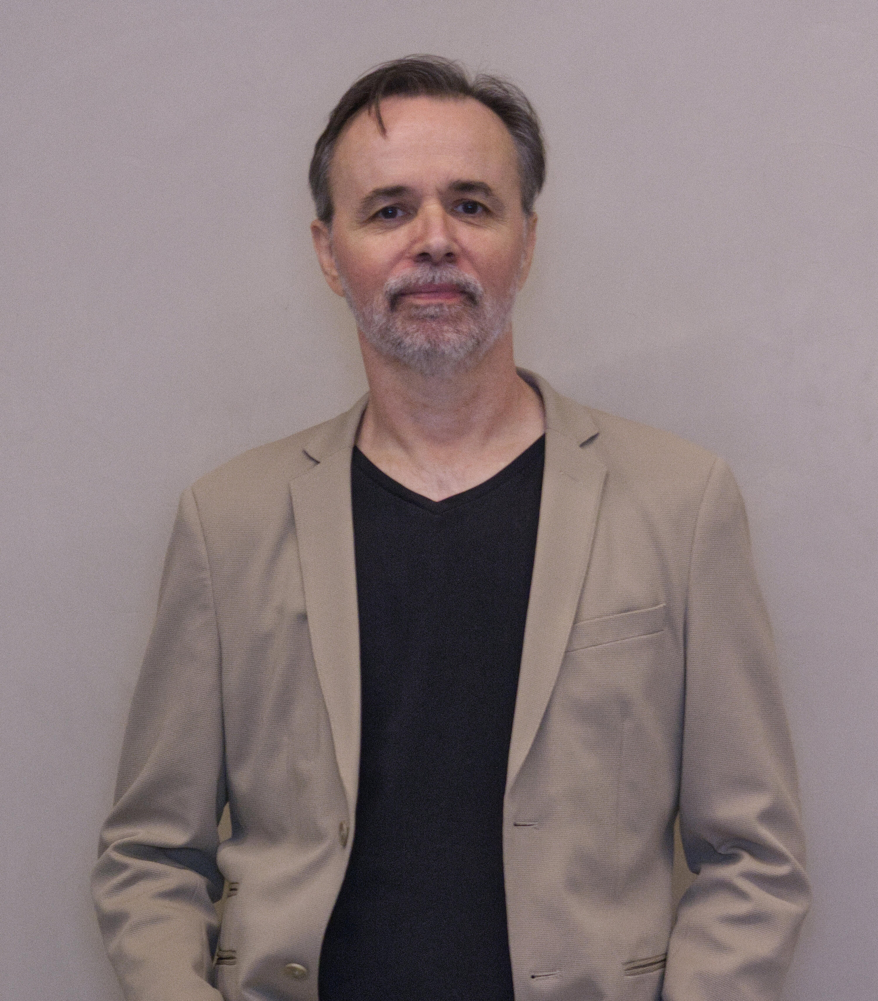 Dennis Warren - English Language Trainer & Consultant Dennis Warren, English language trainer and consultant for executives and academics.